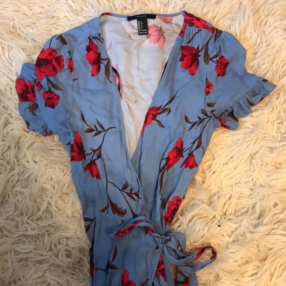 *Forever 21 blue and red flowered maxi - Picture 2 of 8